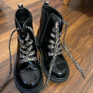 Cat and jack combat boots size 13